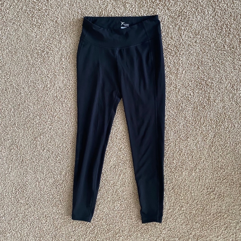 Old Navy Go Dry compression leggings